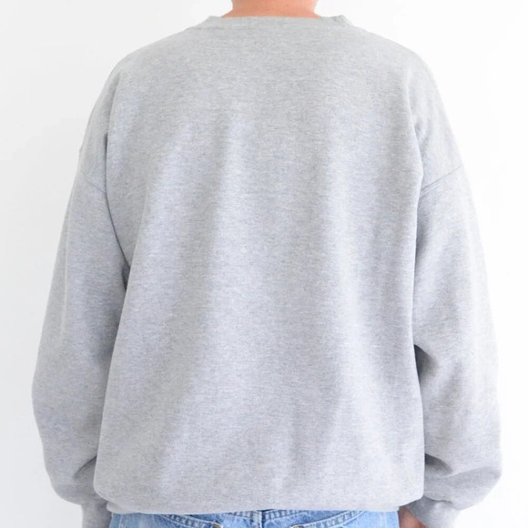 VTG Gildan  Delasalle Pilots Embroidered Purple Gray Collegiate Crewneck Sweater - Picture 2 of 9